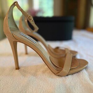 Steve Madden Piked Ankle Strap Sandal (Women)